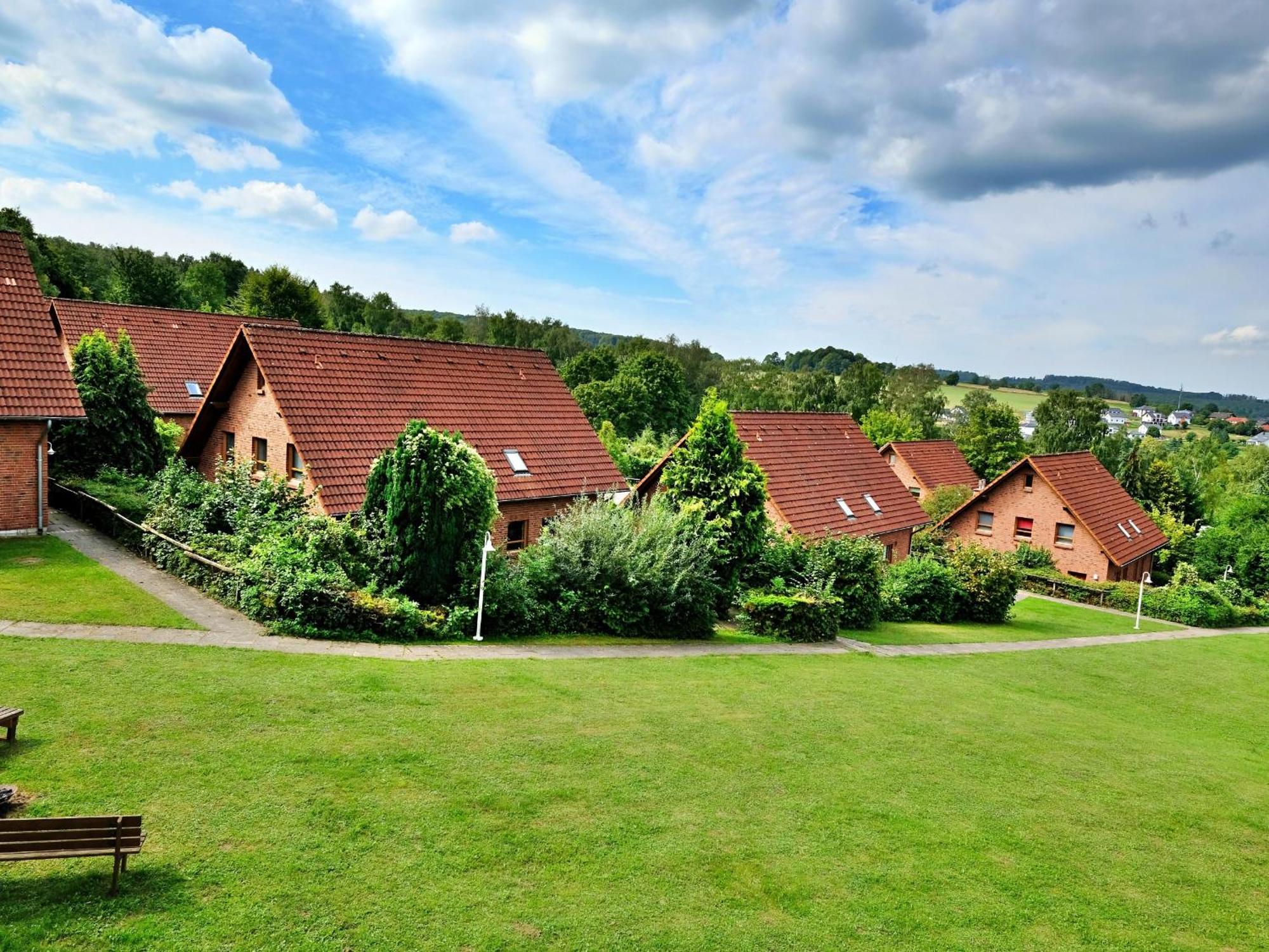 Natur-Ferienpark Nieheim Exterior foto
